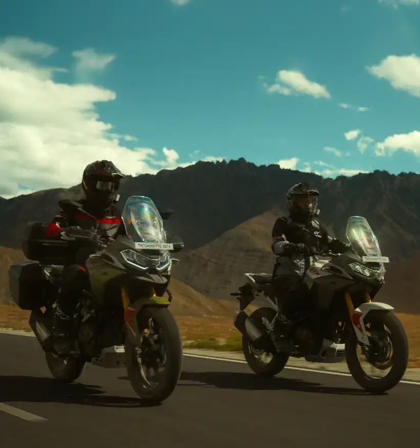 TVS Apache RTX Website Image2